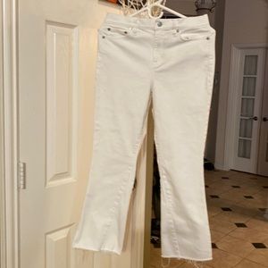 Nice white jeans boot cut excellent condition gentle used size 8.